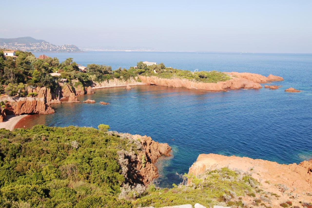 Agay Cap Esterel Village Allee Fleurs - F2 Clim Vue Golf Et Mer - Grande Terrasse Plein Sud Saint-Raphaël Εξωτερικό φωτογραφία
