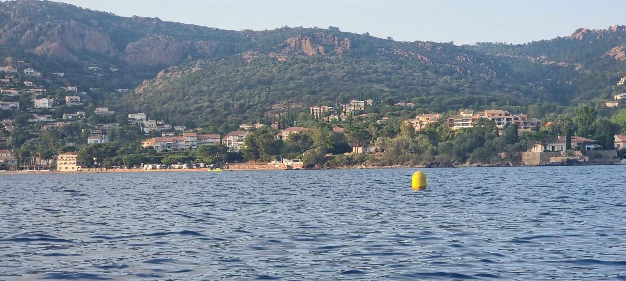 Agay Cap Esterel Village Allee Fleurs - F2 Clim Vue Golf Et Mer - Grande Terrasse Plein Sud Saint-Raphaël Εξωτερικό φωτογραφία