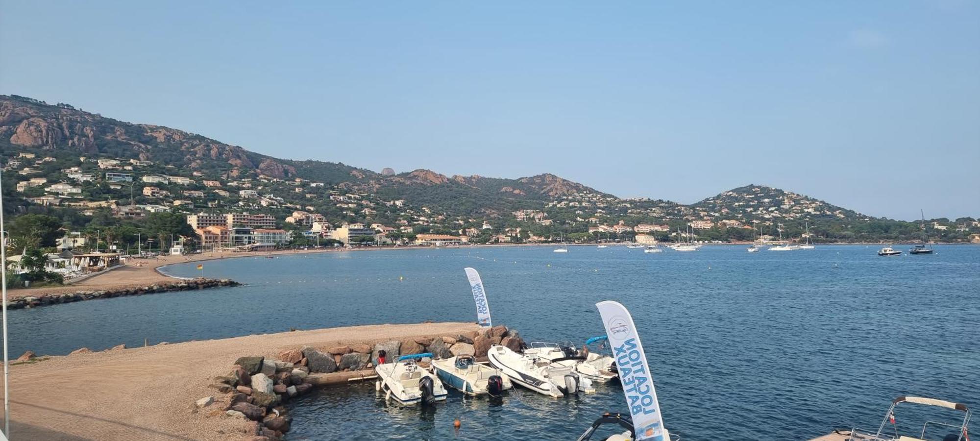 Agay Cap Esterel Village Allee Fleurs - F2 Clim Vue Golf Et Mer - Grande Terrasse Plein Sud Saint-Raphaël Εξωτερικό φωτογραφία
