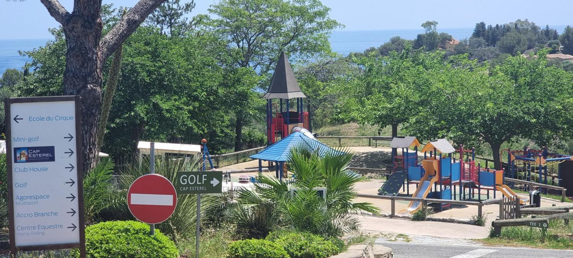 Agay Cap Esterel Village Allee Fleurs - F2 Clim Vue Golf Et Mer - Grande Terrasse Plein Sud Saint-Raphaël Εξωτερικό φωτογραφία