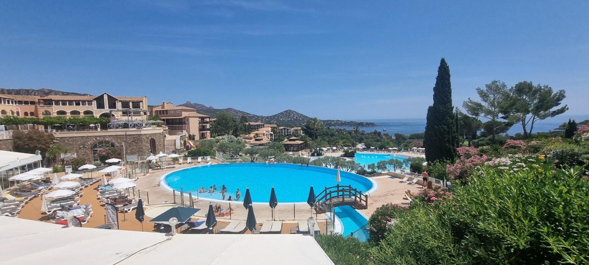 Agay Cap Esterel Village Allee Fleurs - F2 Clim Vue Golf Et Mer - Grande Terrasse Plein Sud Saint-Raphaël Εξωτερικό φωτογραφία