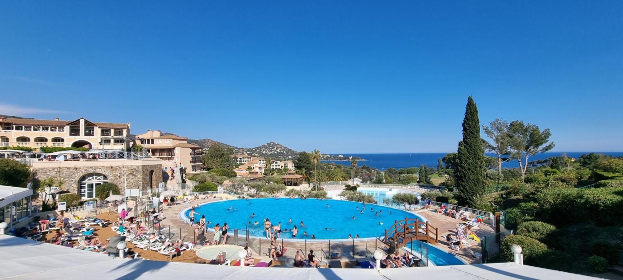 Agay Cap Esterel Village Allee Fleurs - F2 Clim Vue Golf Et Mer - Grande Terrasse Plein Sud Saint-Raphaël Εξωτερικό φωτογραφία
